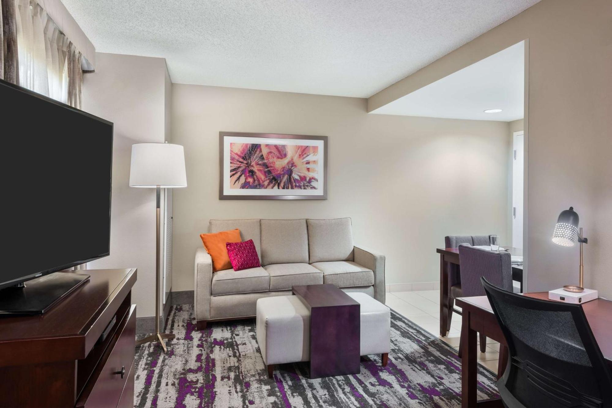 Homewood Suites By Hilton Orlando-Ucf Area Alafaya Bagian luar foto
