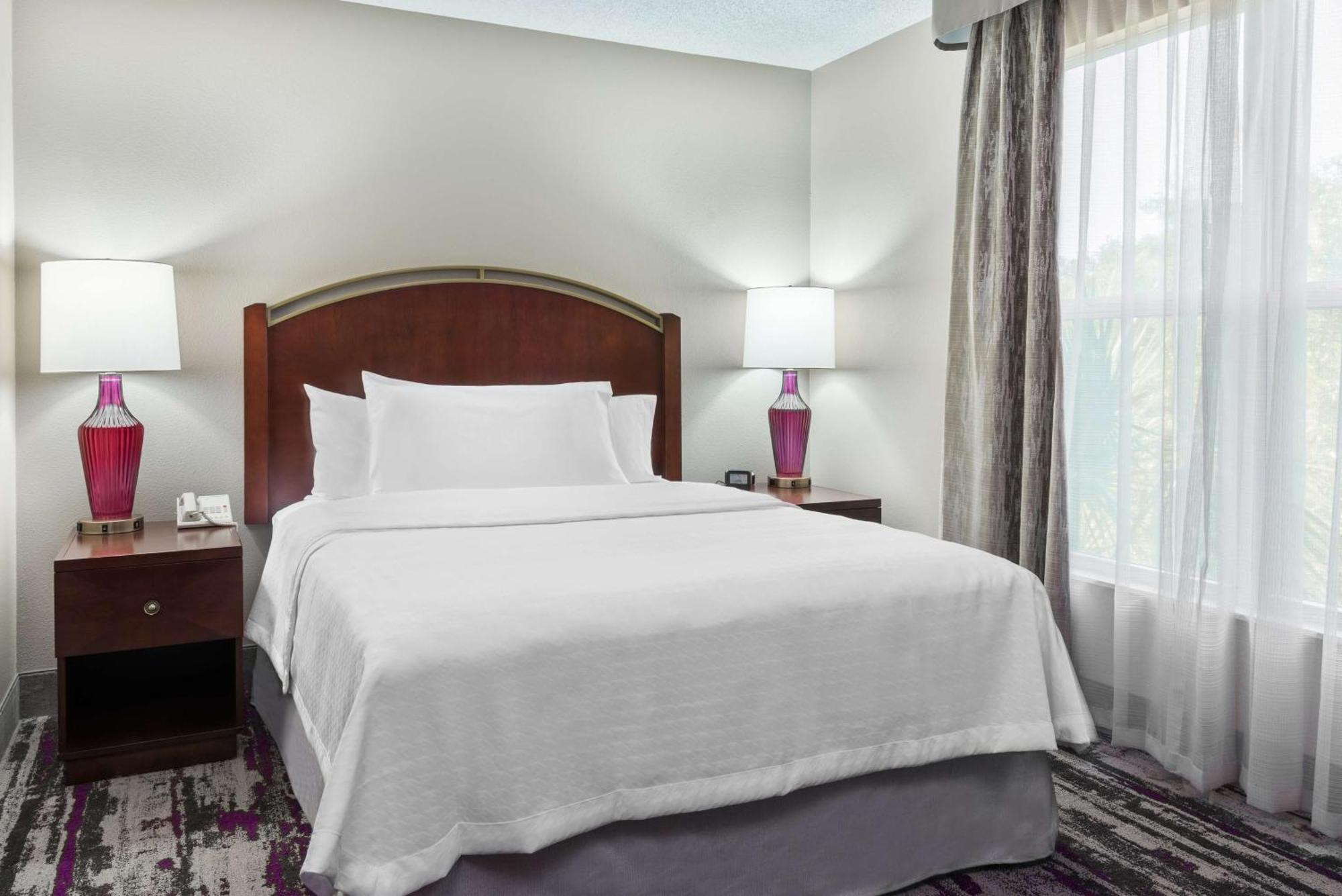 Homewood Suites By Hilton Orlando-Ucf Area Alafaya Bagian luar foto