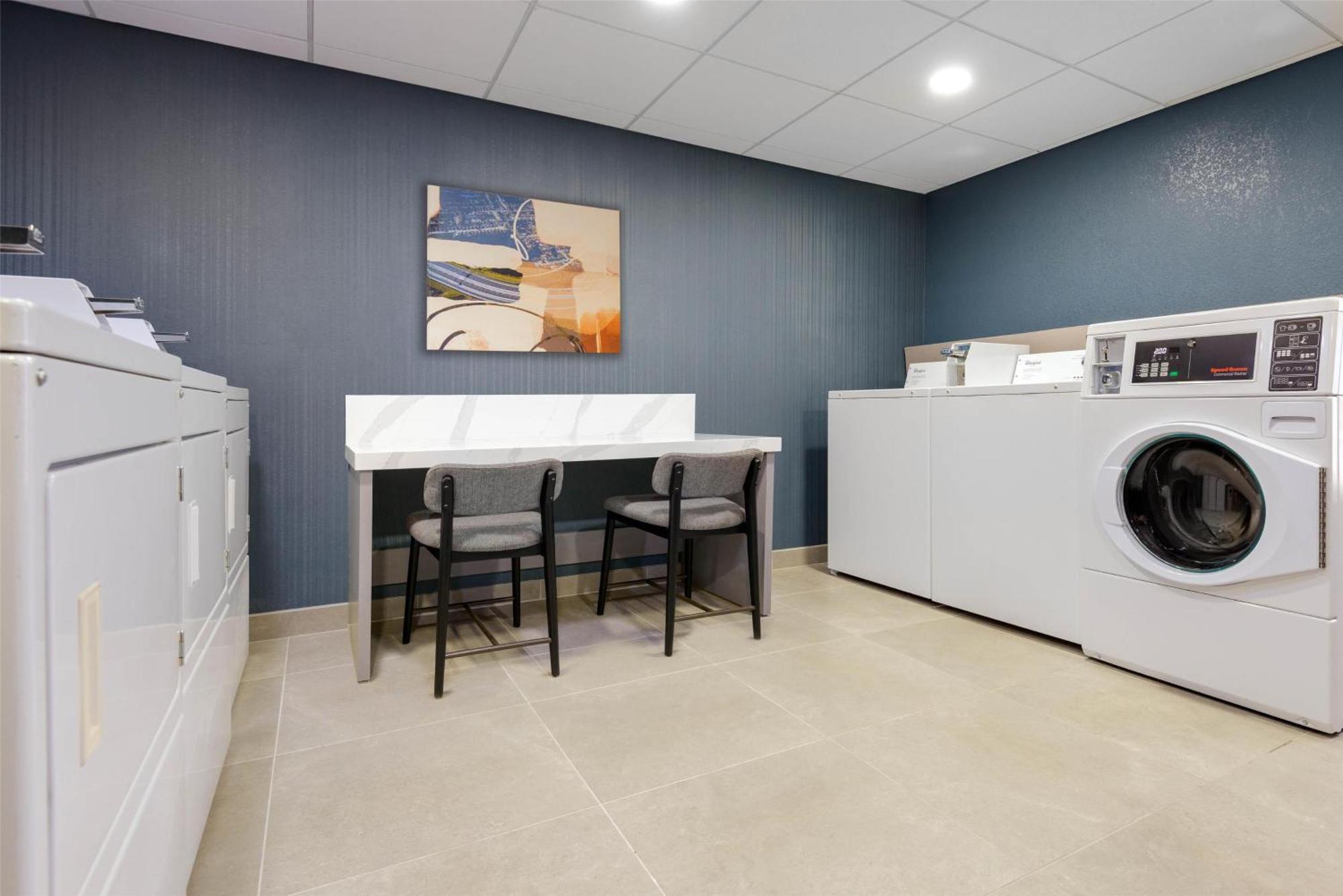 Homewood Suites By Hilton Orlando-Ucf Area Alafaya Bagian luar foto