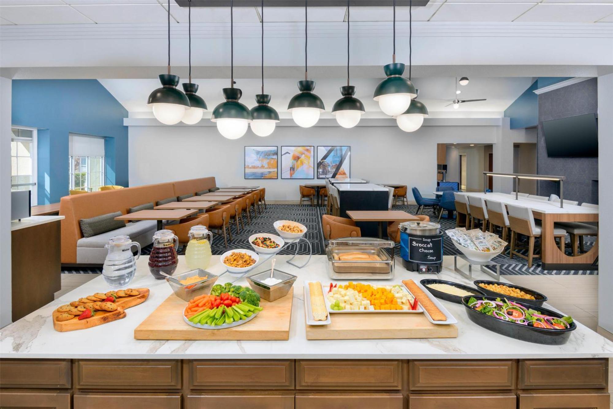 Homewood Suites By Hilton Orlando-Ucf Area Alafaya Bagian luar foto